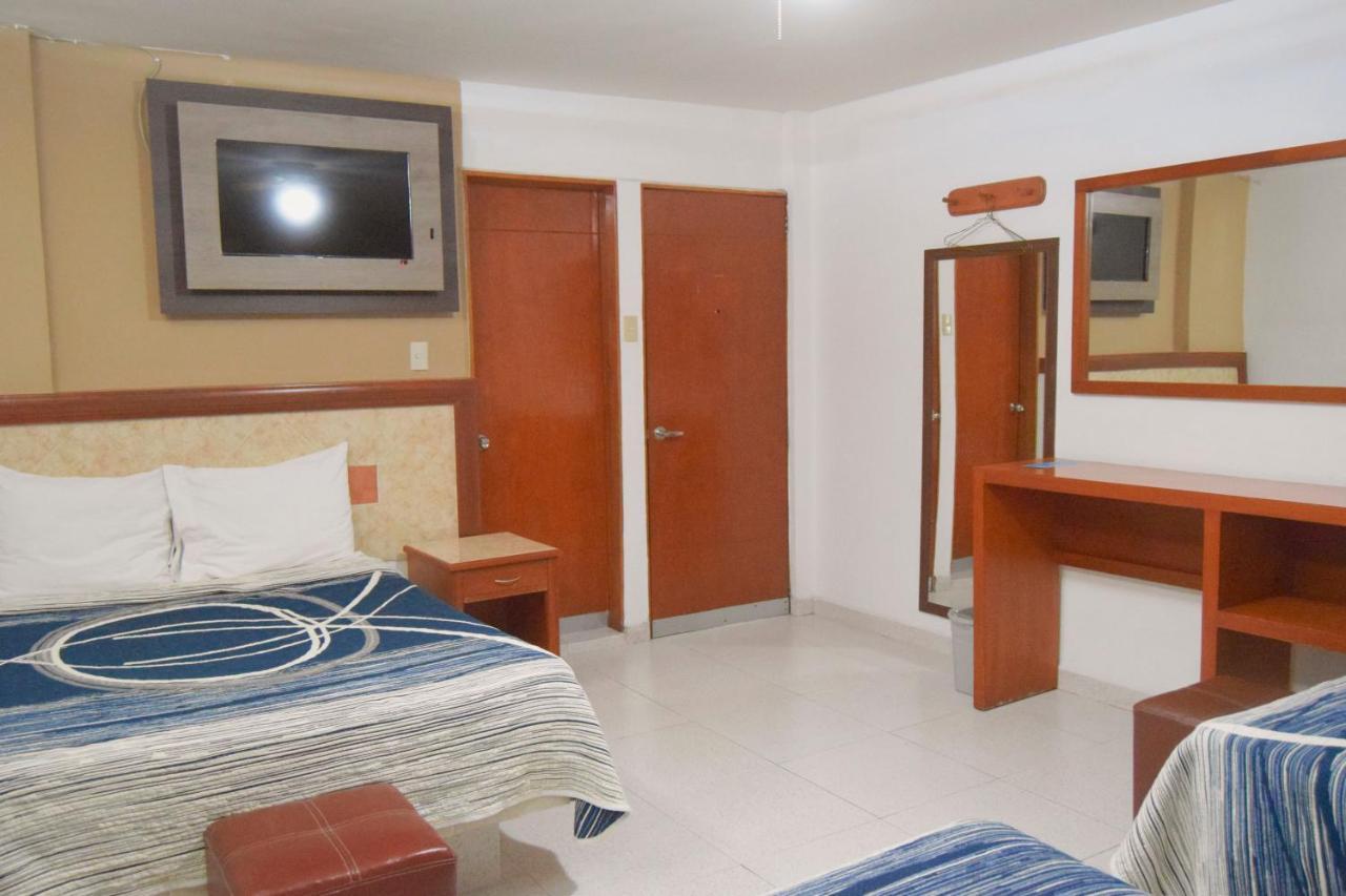 Hotel Niza Zona Piel León Dış mekan fotoğraf