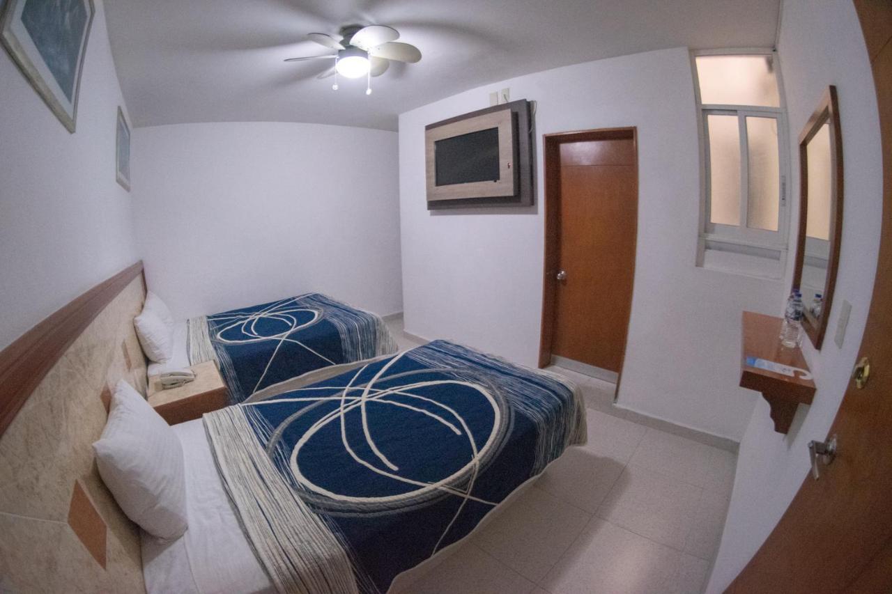 Hotel Niza Zona Piel León Dış mekan fotoğraf
