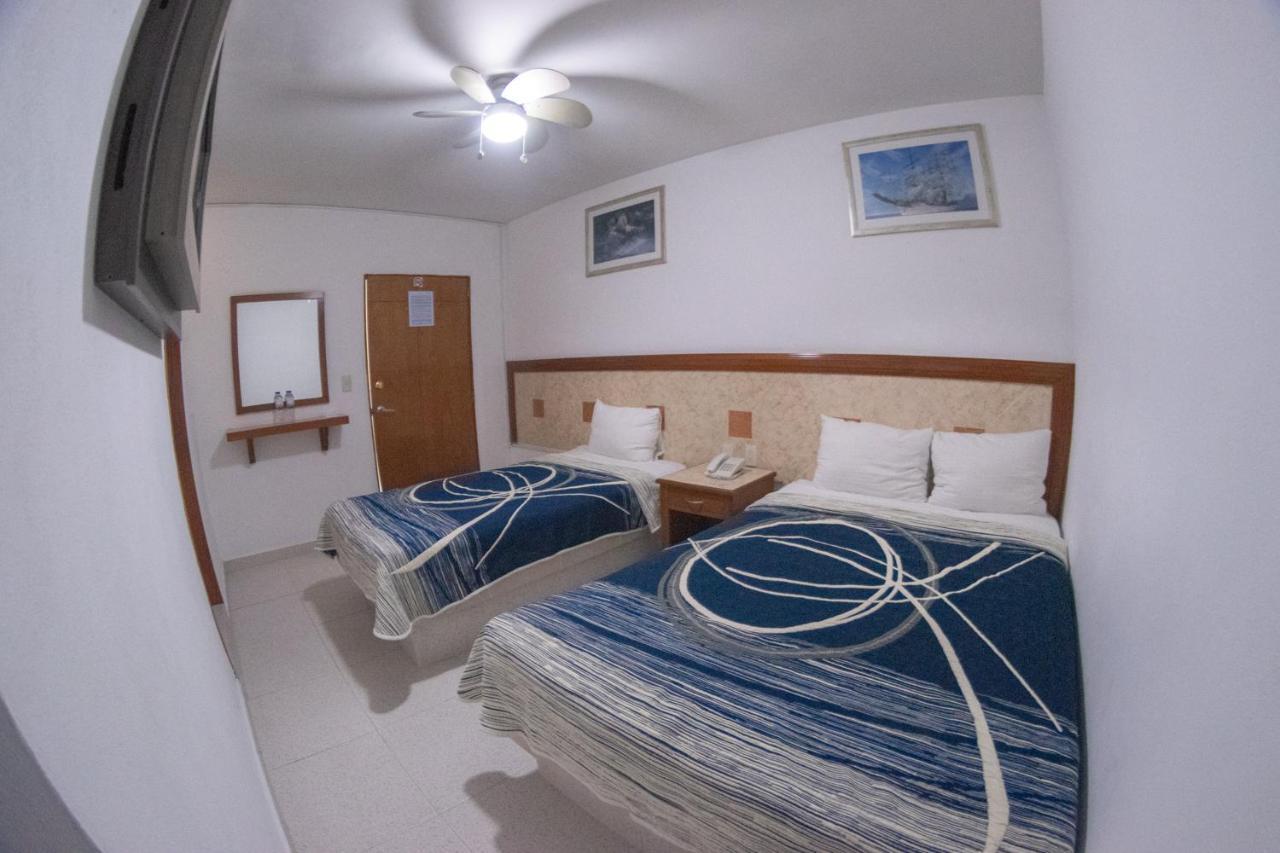Hotel Niza Zona Piel León Dış mekan fotoğraf